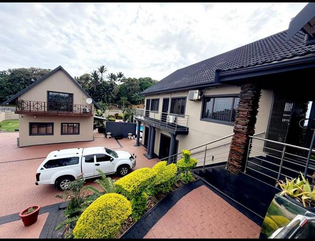 6 BEDROOM HOUSE FOR SALE IN FREELAND PARK